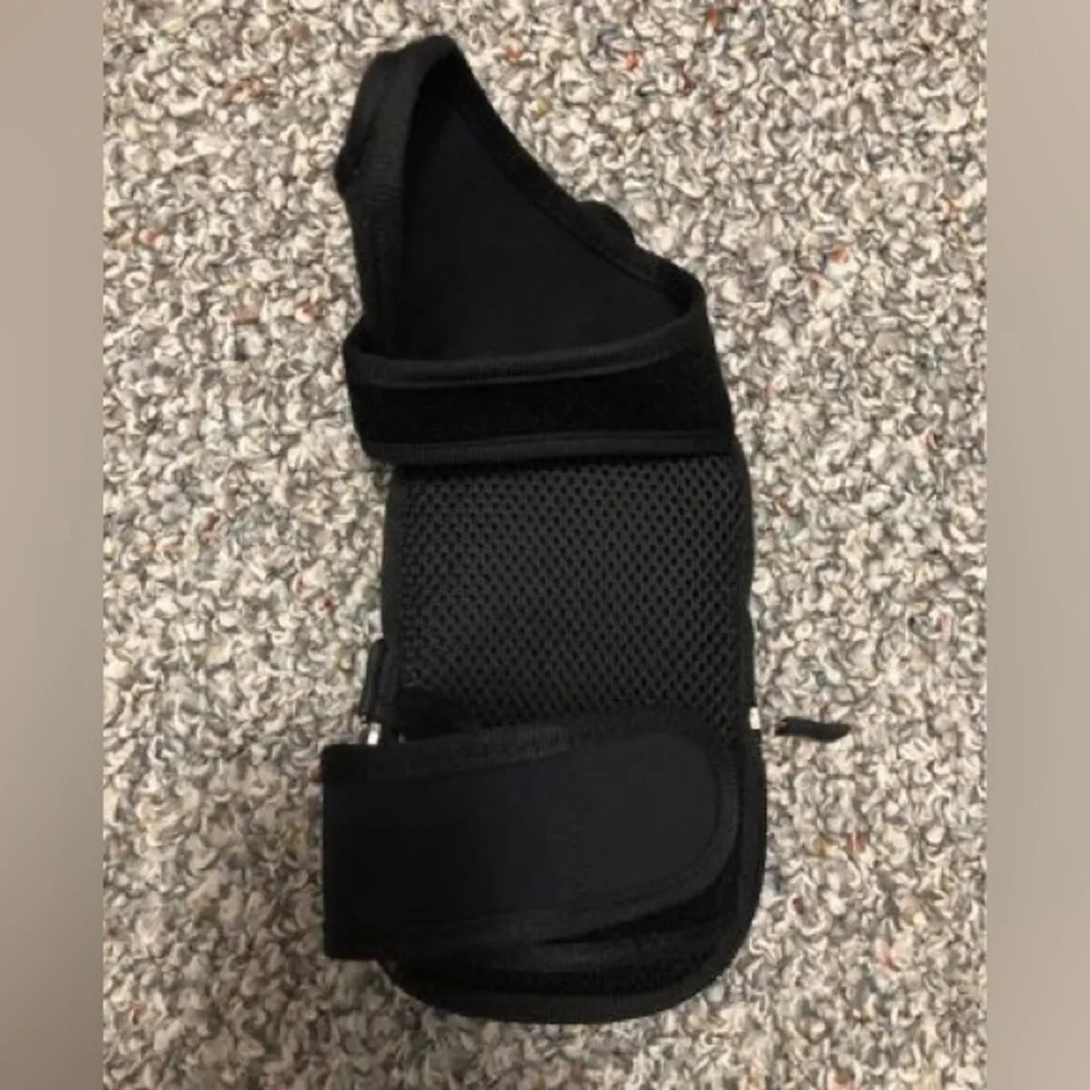 iPhone Holder (fits most Models) for Wrist